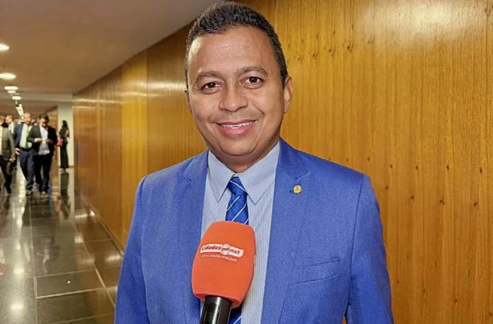 Pesquisa Datamax mostra Dr. Francisco entre os nomes mais citados na disputa pela Câmara Federal no Piauí