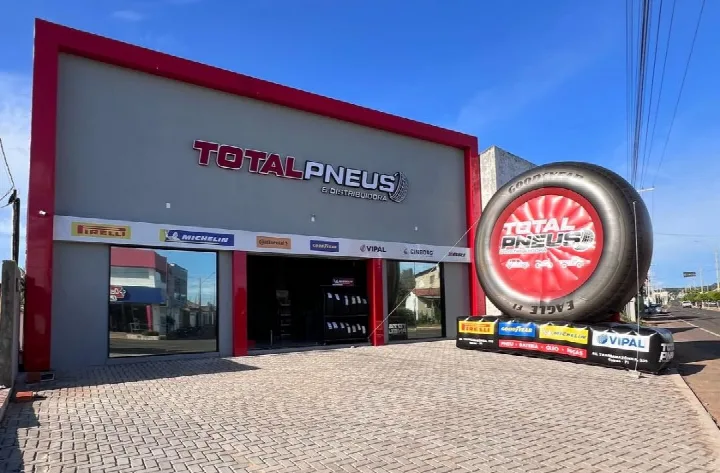 Loja Total Pneus anuncia ofertas promocionais e nova vaga de emprego em Oeiras