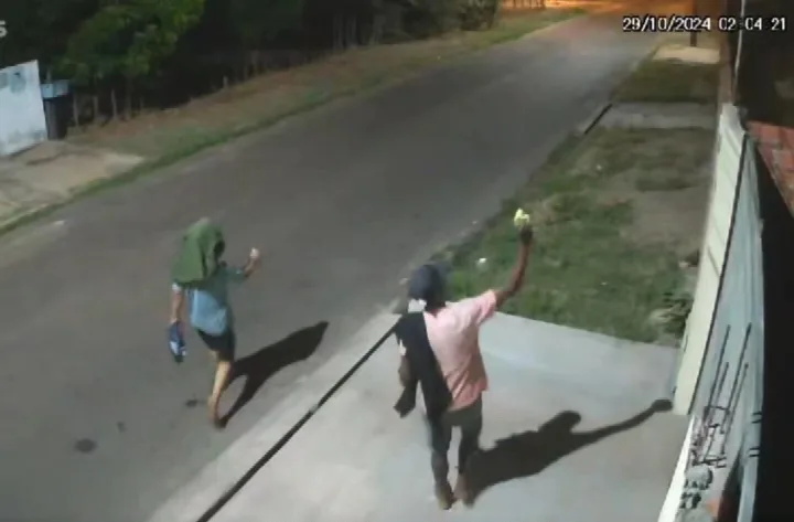 Quadrilha é presa após arrombar e assaltar loja no Piauí; deu tchau para câmera