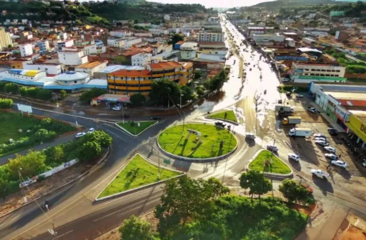 Empregada doméstica é presa após furto de R$ 100 mil em Picos