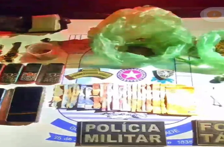 Ação da Polícia Militar resulta em apreensão de drogas e prisão em flagrante em Oeiras