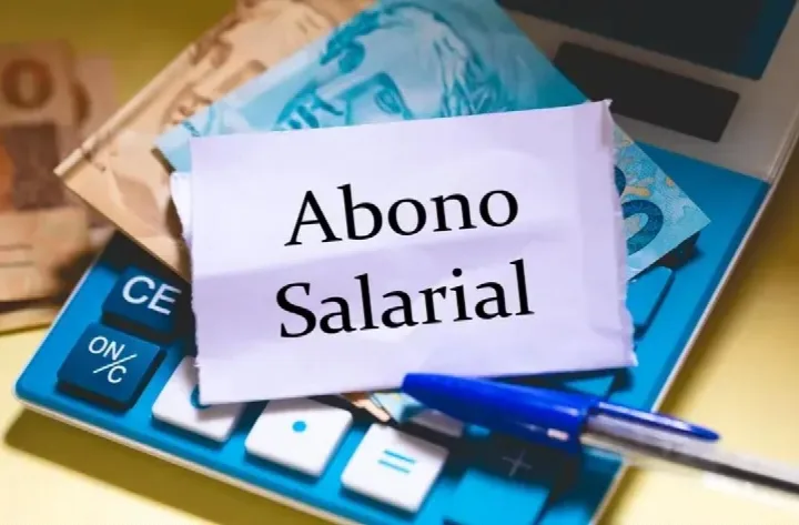 Prefeitura de Colônia do Piauí realiza pagamento de abono salarial aos profissionais da educação