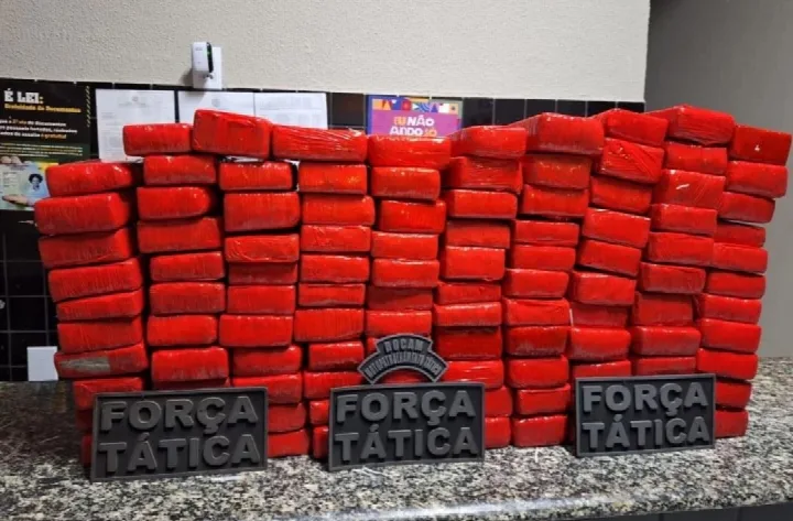 PM apreende carga de maconha avaliada em R$ 3 milhões em Valença