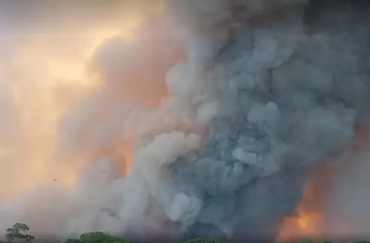 Quatro pessoas da mesma família morrem queimadas em grande incêndio no interior do Piauí