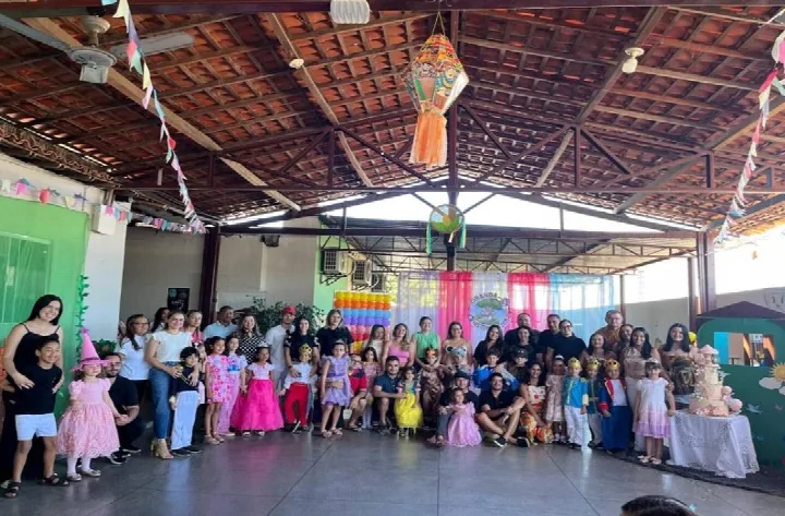 Sociedade Educacional Paulo Freire realiza 2ª Ciranda de Histórias com participação das famílias