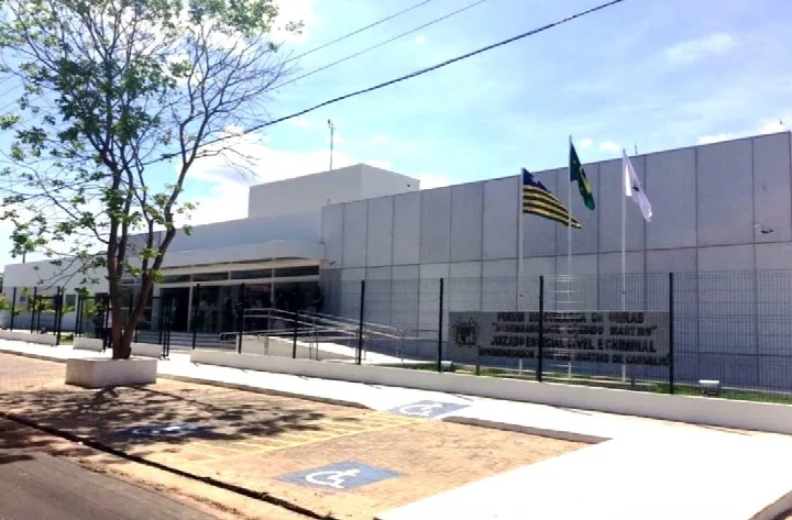 Acusado de tentativa de feminicídio é condenado a 30 anos pelo Tribunal do Júri de Oeiras